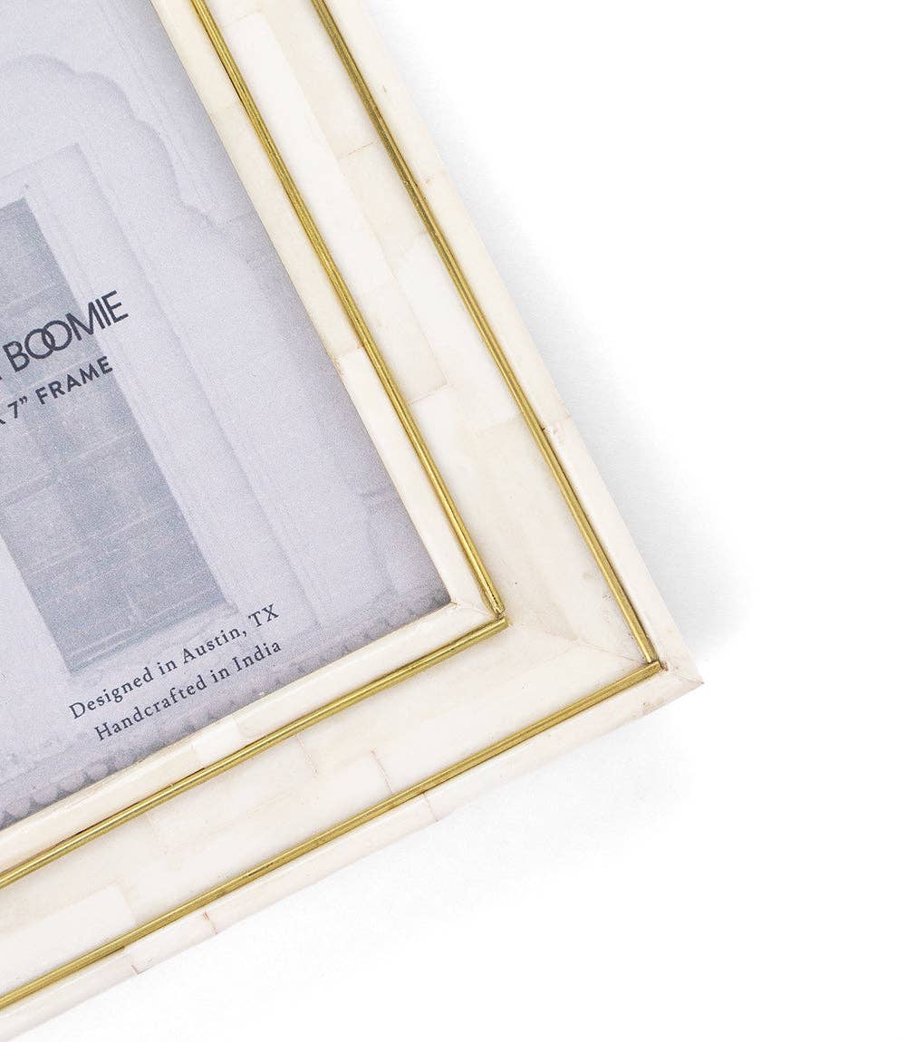 Matr Boomie Fair Trade - Pravina 5x7 Picture Frame - Carved Bone, Brass Inlay